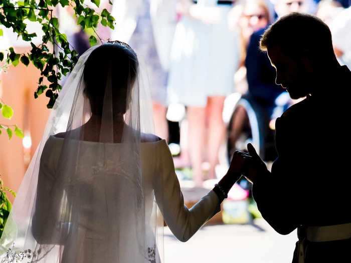 This stunning photo shows the couple