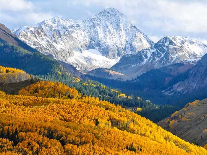 The Elk Mountains of Colorado, part of the southern Rockies, has six peaks over 14,000 feet.