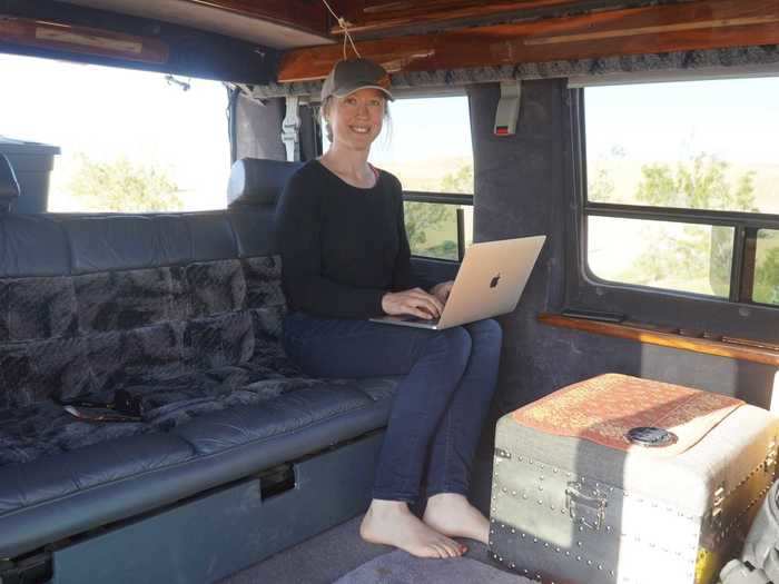 As for how the couple is faring while living in such small spaces, Hanes said they do well together. After Hanes was laid off in 2016, she and her partner even successfully lived out of a Prius for a time.