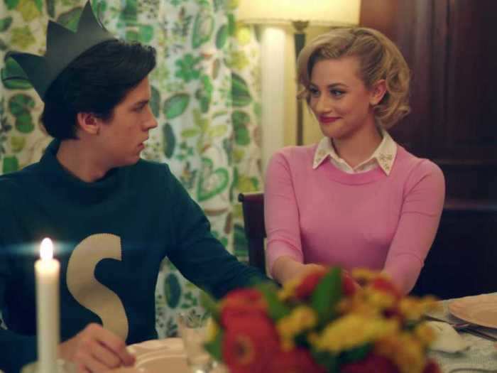 Betty continued to stand out in her signature pink during a dream scene.