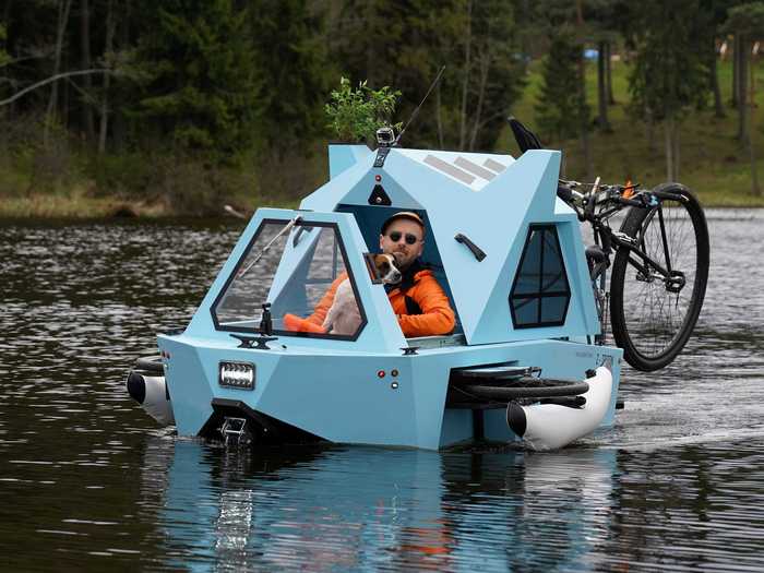 Some outlets have called it "a floating house on wheels."