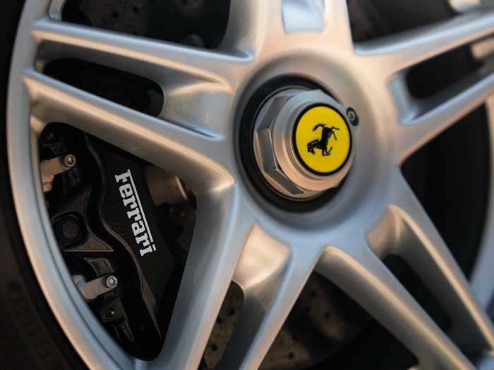 The Enzo also has center-lock wheels.