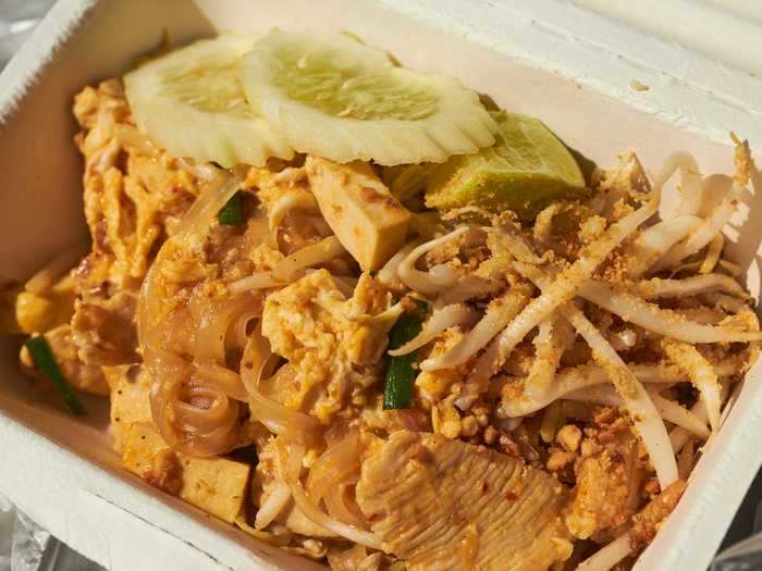 MAINE: Pad thai