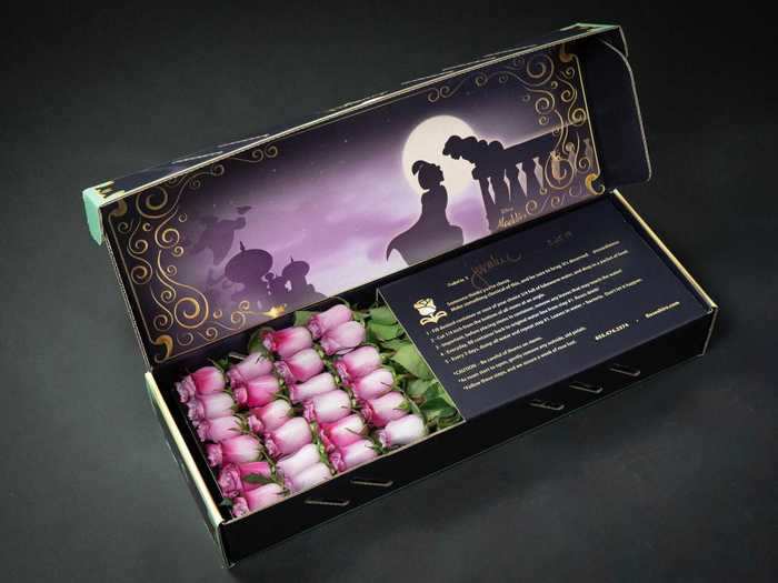 The "Aladdin" box comes with lavender roses.