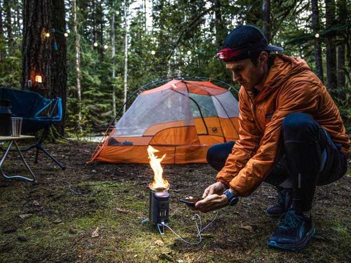 A headlamp to walk at night easier