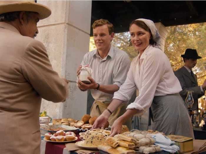 A British widowed mother and her four children move to 1930s Corfu on ITV