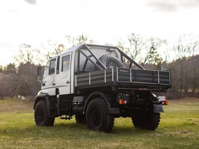 The truck is powered by a 6.4-liter turbodiesel engine that puts out a whopping 700 pound-feet of torque, according to its listing.