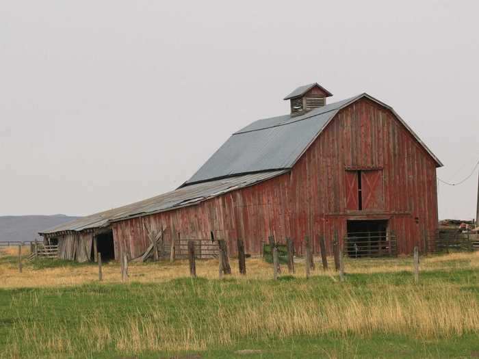 18. Garfield, Montana, had a population of 1,258 and a population density of 0.43 people per square mile in 2019.