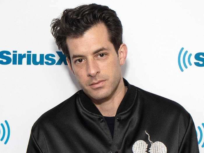 Mark Ronson showed off the chalkboard he has in his house to help keep him on schedule every day.