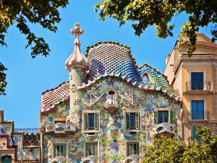 Casa Batlló was also declared a UNESCO World Heritage site in 1984. Gaudí reconstructed one of his teacher