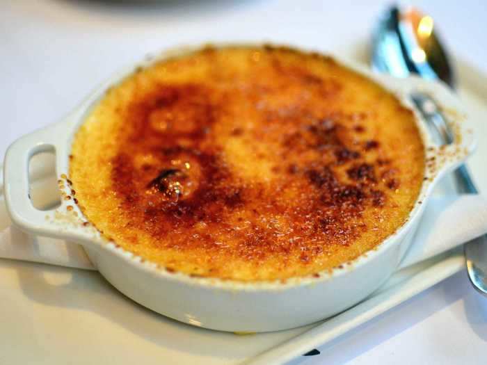 Easy crème brûlée