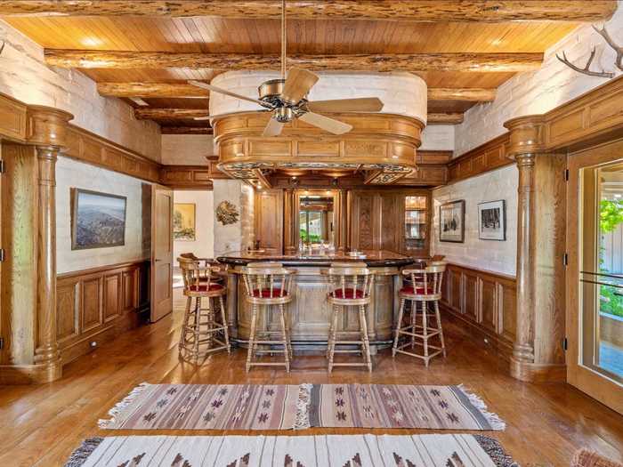 The home has a full bar, which Markkula has often used to play cards, he told the Journal in 2016.