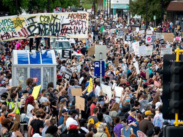 Local media reported that the protests began peacefully, with people gathering in crowds to chant, hold signs, and fight for justice.