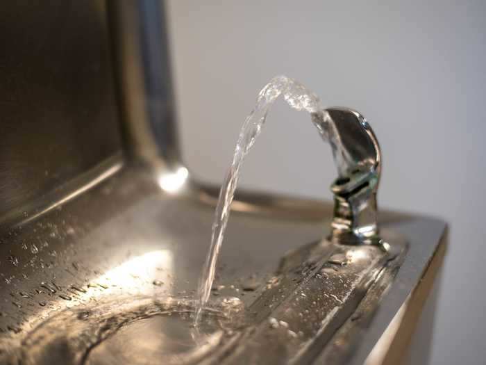 Experts say that water fountains are not safe to use as they put many people