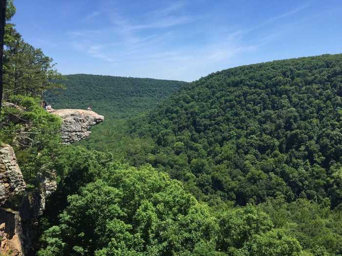 ARKANSAS: Whitaker Point Trail (Hawksbill Crag) in Pettigrew