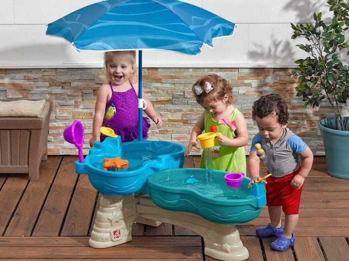 The best water table for 1-year-olds