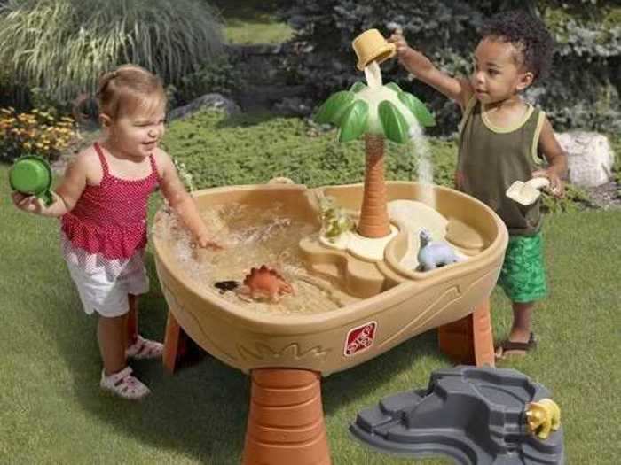 The best water table with sand