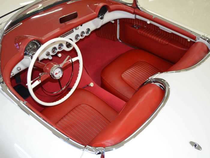 Plus, the car is fitted with a gorgeous red vinyl interior and carpeting.