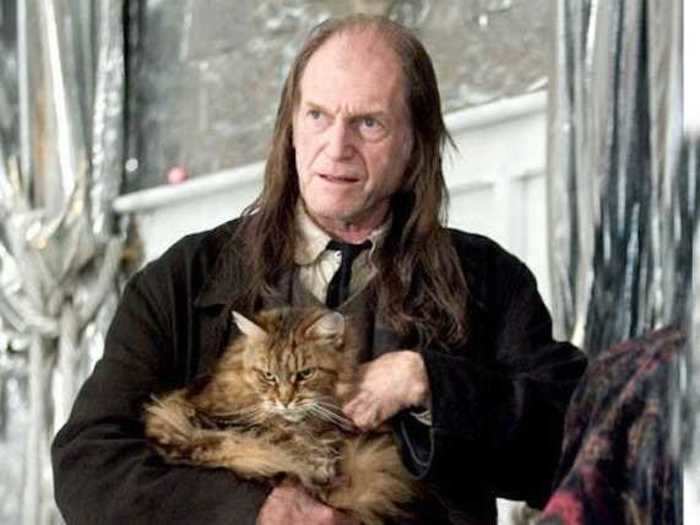 David Bradley took on the role of Argus Filch.