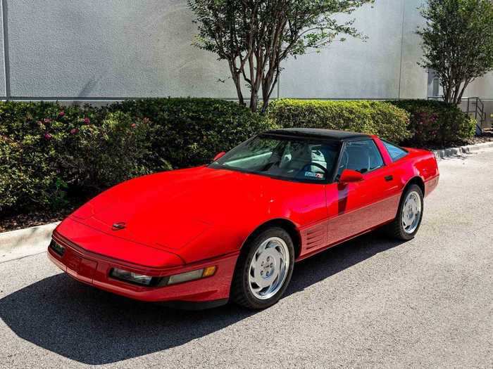 1992 Chevrolet Corvette.