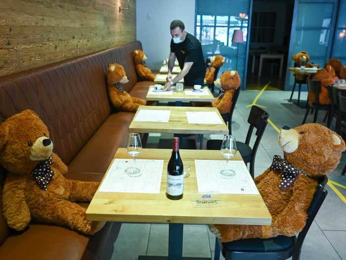 Some Taiwanese restaurants have placed teddy bears on chairs to make sure people sit at least 6 feet apart.