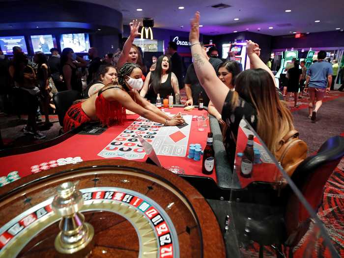 ... people swarmed its gaming floor shortly after reopening.