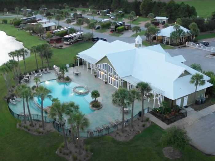 Bella Terra of Gulf Shores in Viabella Terra Foley, Alabama, also has high-end amenities.