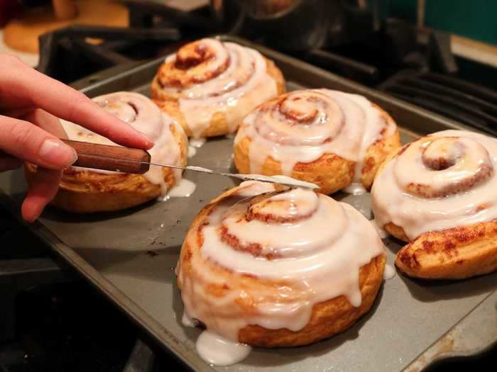 ALASKA: Cinnamon rolls