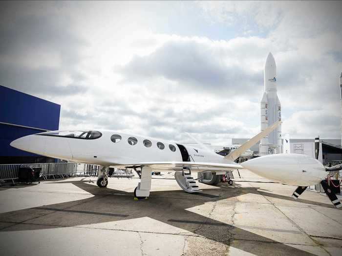 The aircraft aims to be certified by the end of 2022, powered by MagniX engines, with US regional airline Cape Air expected to order it.