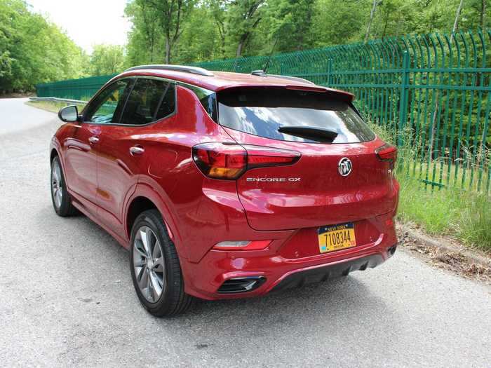 Small utes, unlike big SUVs, present from the rear more like European hatches or wagons. The Encore offers a winning look, with a trim back window, a slightly floating roofline, and an integrated spoiler.