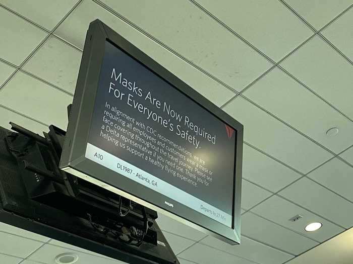 Delta, like most US airlines, also requires passengers to wear masks while onboard. In total, there were three reminders displayed on the screens of how Delta is working to keep passengers safe.