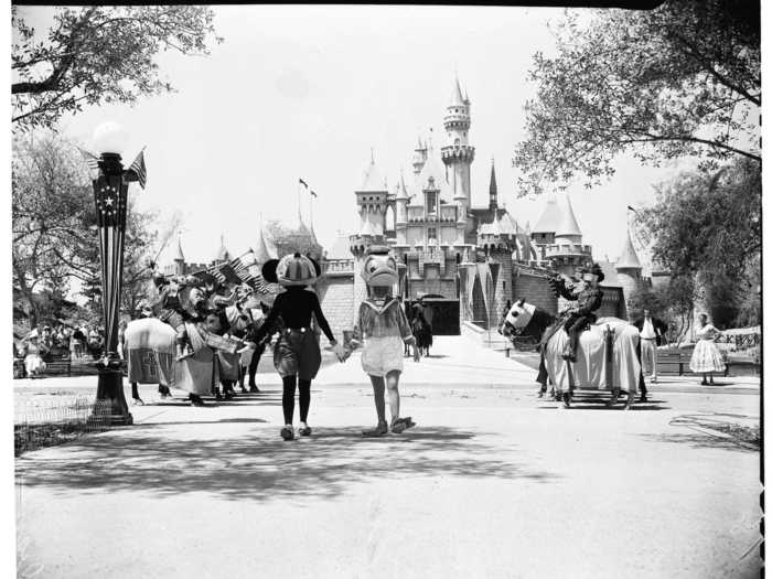 1955: During its opening year, Disneyland was filled with knights on horses and classic characters.