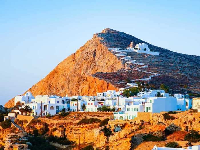 Floating proudly between the islands of Milos and Santorini, Folegandros is the "offbeat romantic" of the Cyclades.