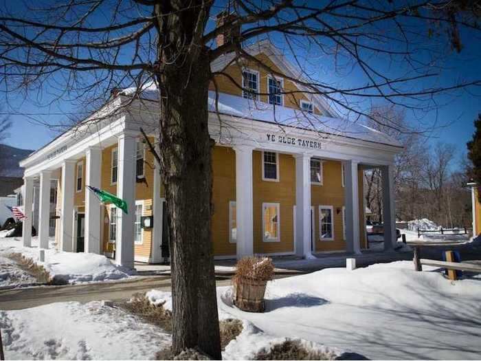 VERMONT: Ye Olde Tavern, Manchester