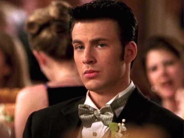 Chris Evans played Jake Wyler, the most popular guy at school.