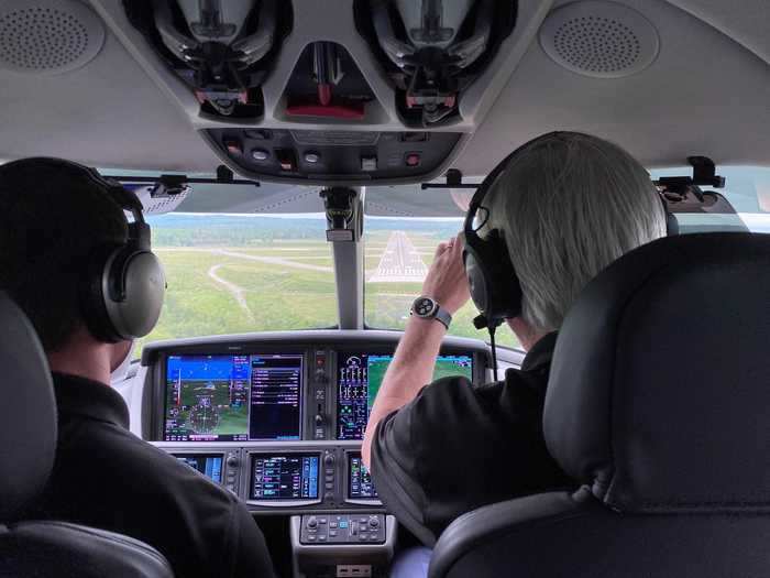 At around 600 feet, the runway came into view and it was smooth sailing all the way down.