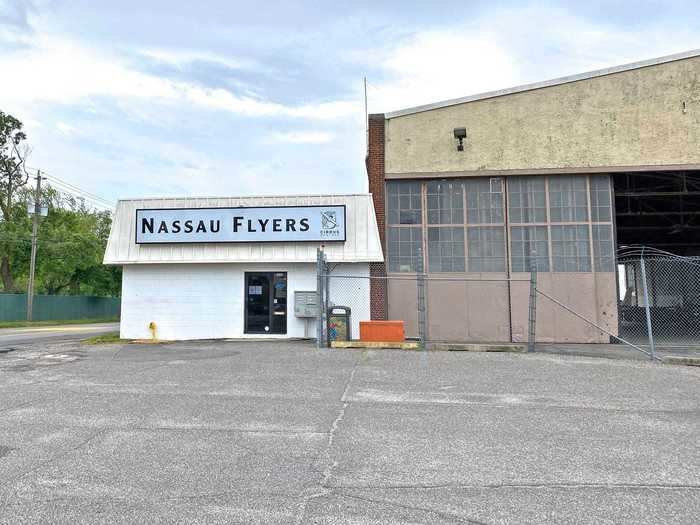 Nassau Flyers, a high-end flight school at Long Island