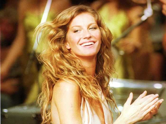 2000: Gisele Bündchen is known as one of the world