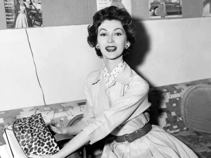 1955: Dovima was a well-known American model during the 1950s and even appeared as a model in the Audrey Hepburn film, "Funny Face."