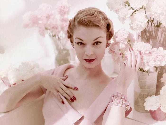 1950: Jean Patchett was a leading model throughout the 1940s and 1950s.