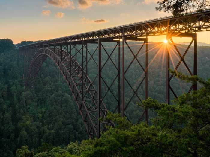 WEST VIRGINIA: The New River Gorge Bridge in Victor