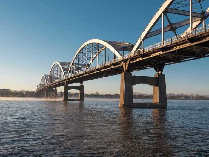 IOWA: The Mississippi River in Allamakee County