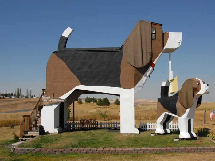 IDAHO: Dog Bark Park Inn in Cottonwood