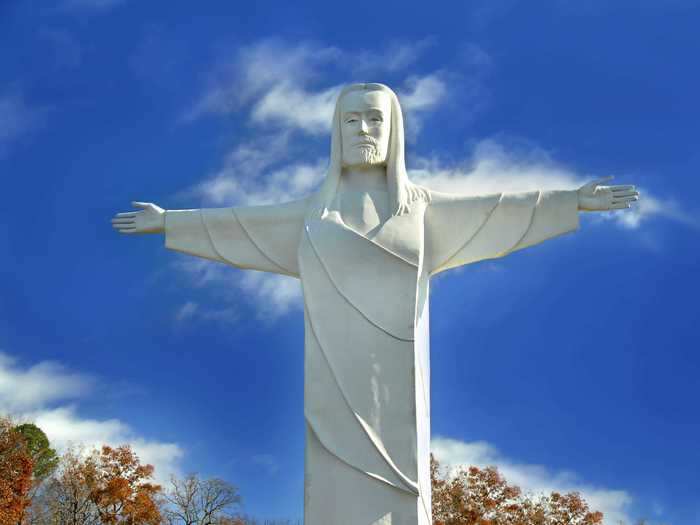 ARKANSAS: Christ of the Ozarks in Eureka Springs