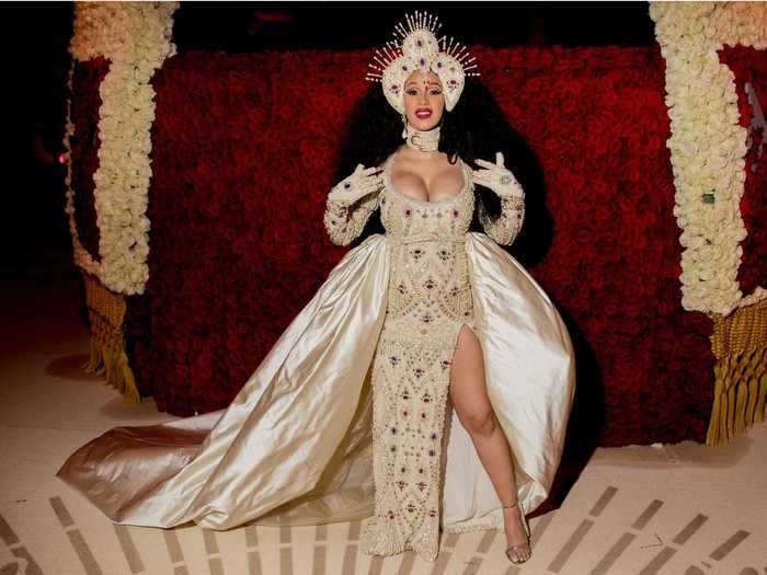 Cardi B wore a showstopping Moschino ensemble to the 2018 Met Gala.