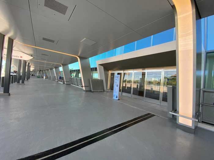 Also gone are the revolving doors of the old Terminal B as you enter the terminal.