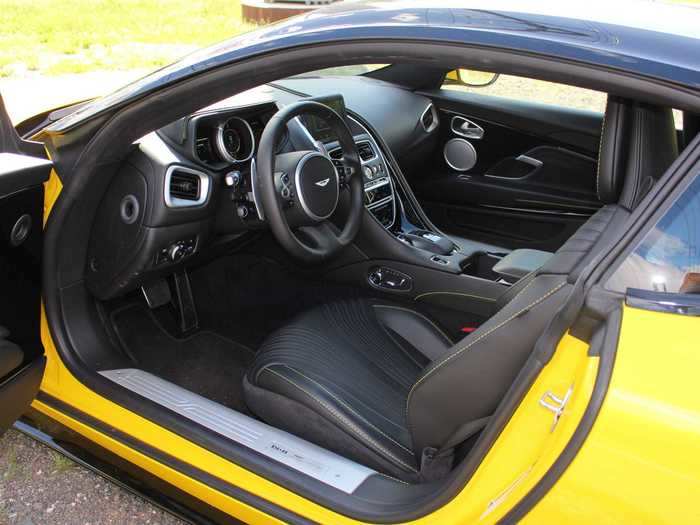 As magnificent as the DB11 is on the outside, the time has come to examine the interior.