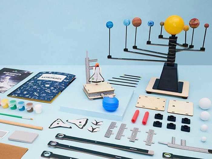 Kits to learn about infinity and beyond