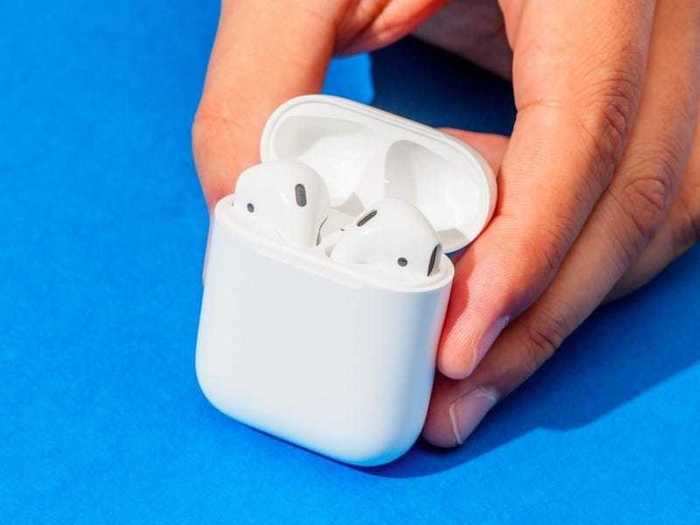 Apple AirPods