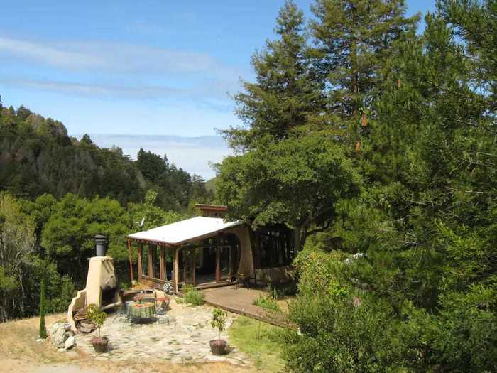 Scenic mountain home near Big Sur, $435